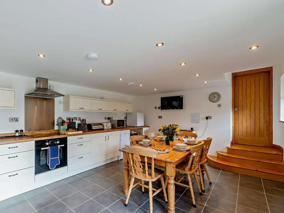2 Bed In Osmotherley 64413 United Kingdom